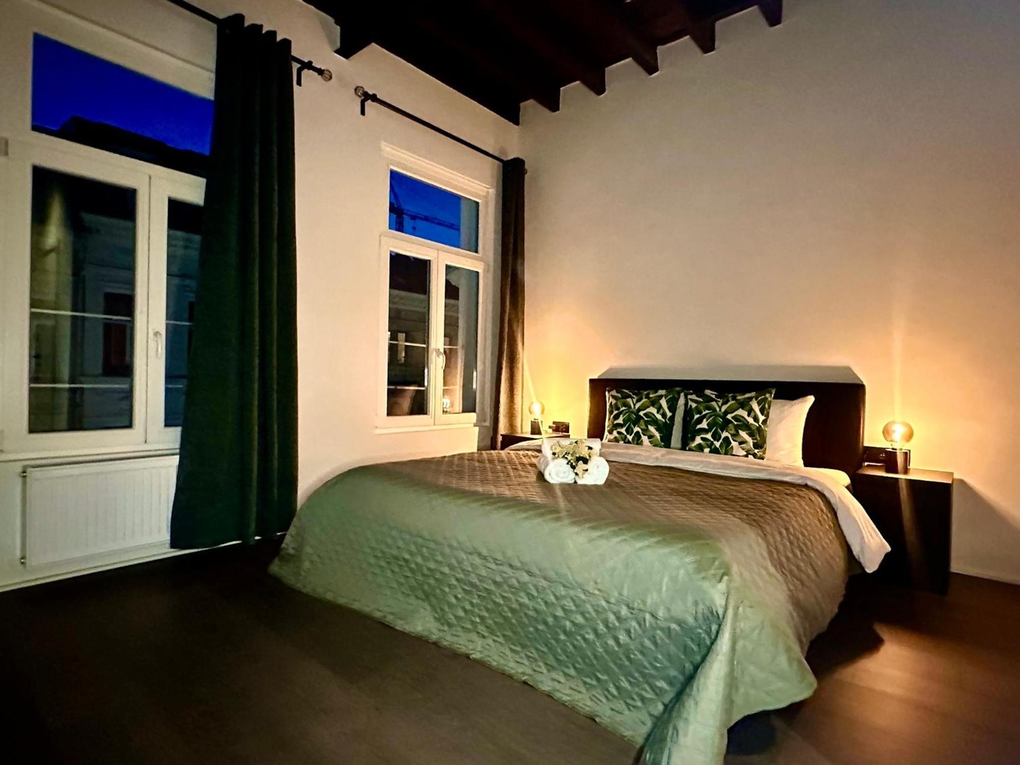 Luxury Suites Princess By Rikas Hotels Anvers Extérieur photo