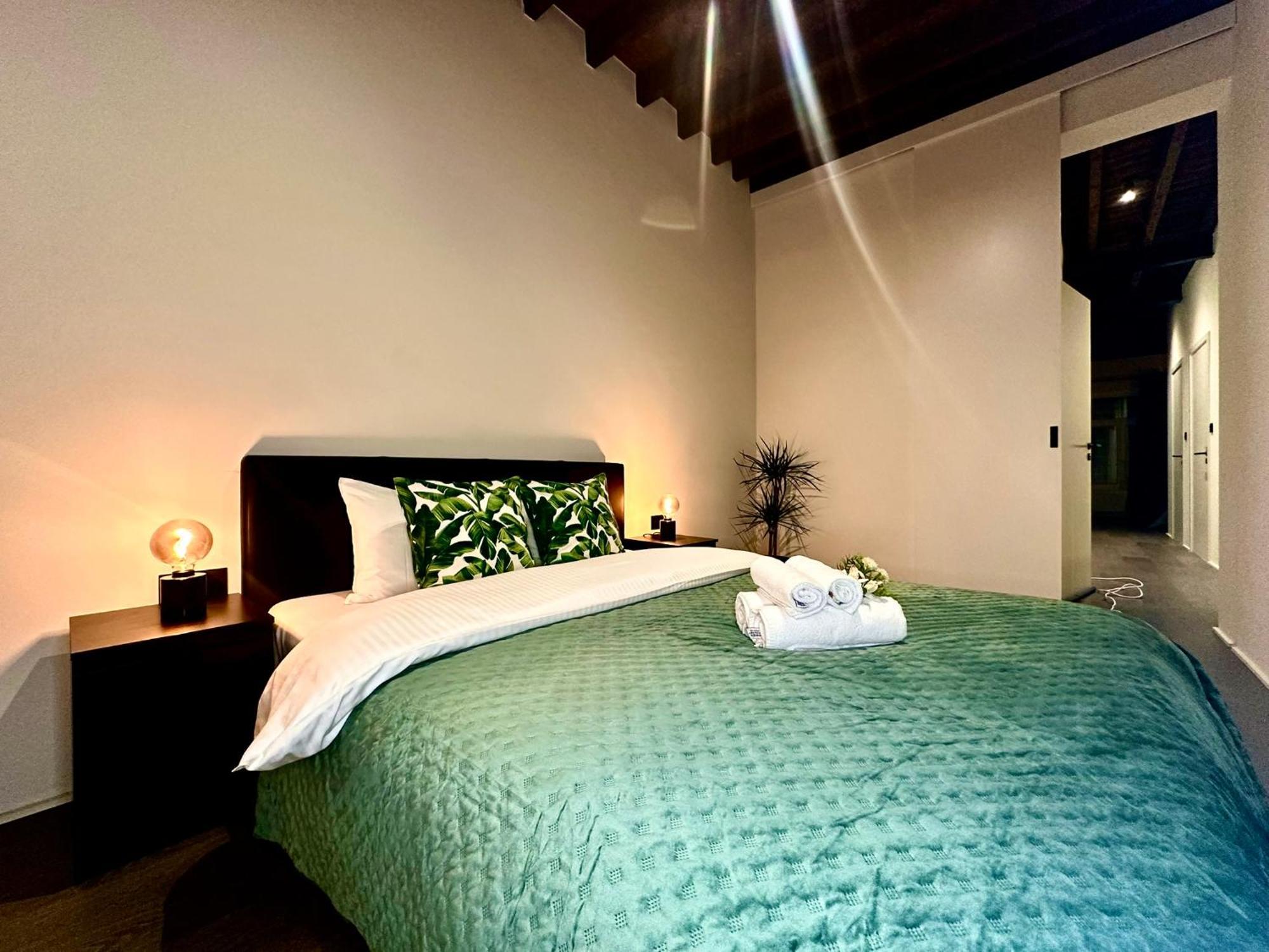 Luxury Suites Princess By Rikas Hotels Anvers Extérieur photo
