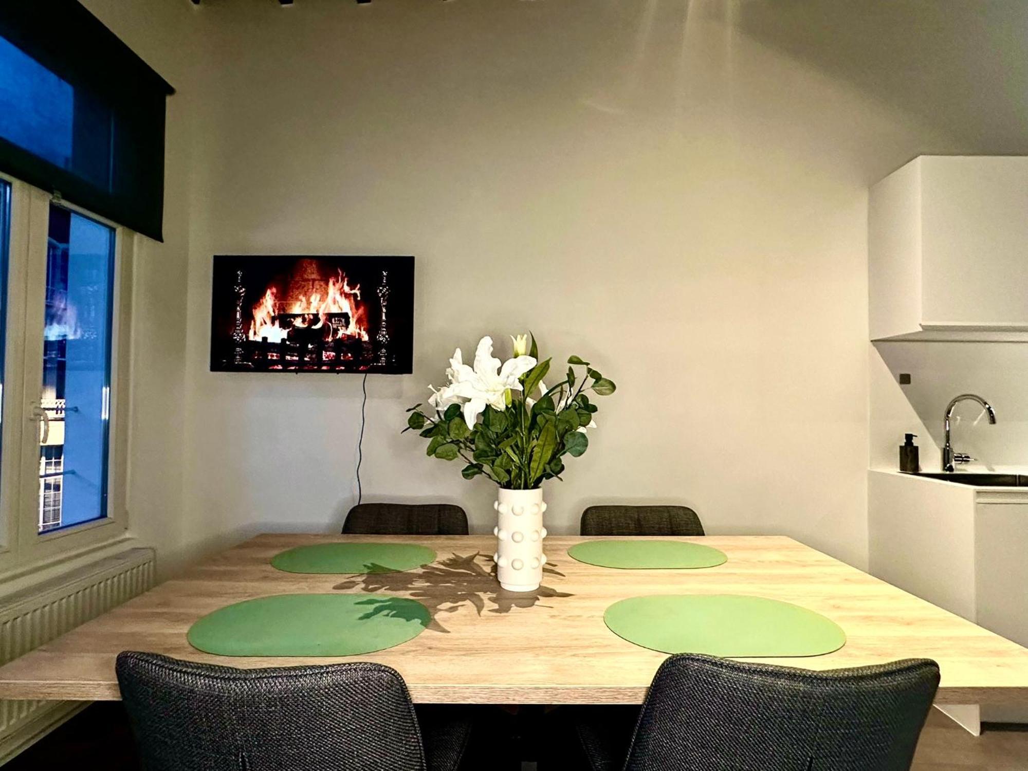 Luxury Suites Princess By Rikas Hotels Anvers Extérieur photo